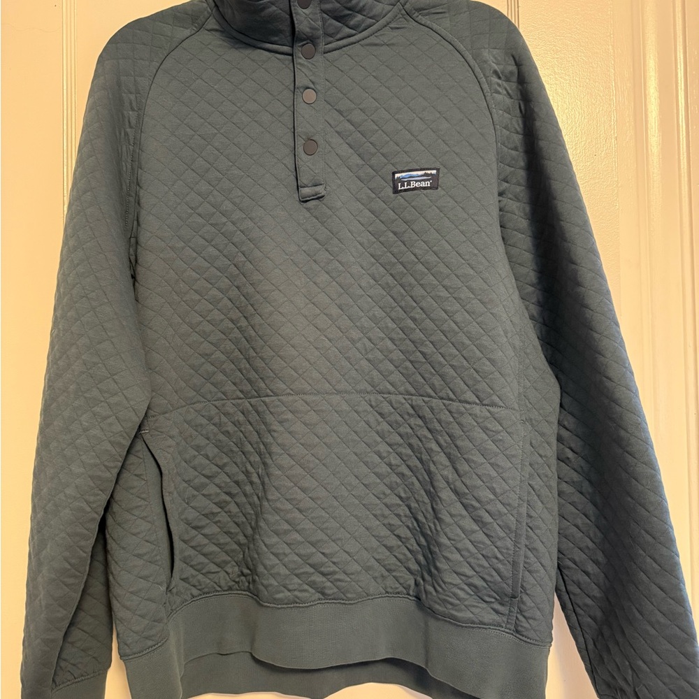 L.L. Bean men’s Quilted Pullover in Dark teal
